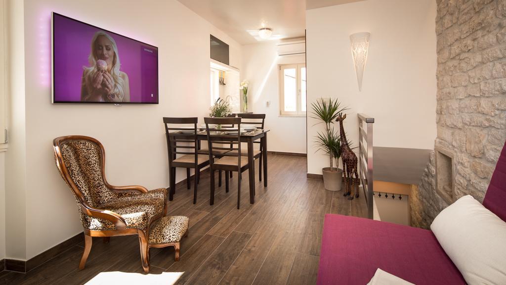 Apartment Shambala Sea View Rovigno Esterno foto